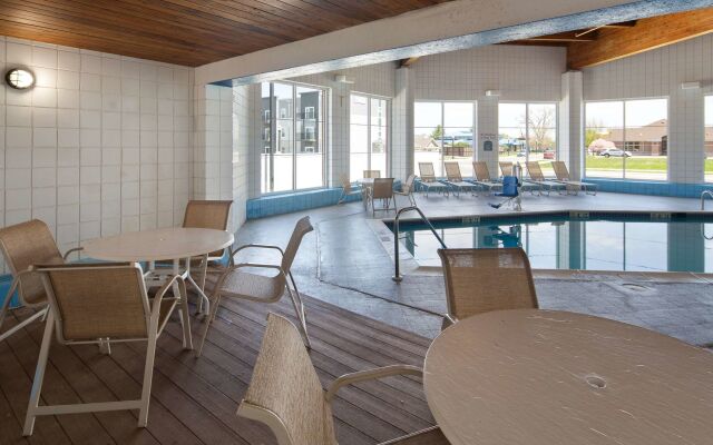 Best Western Holiday Manor