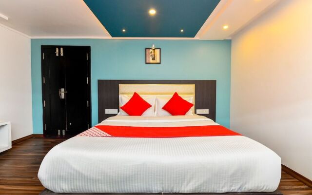 Oyo 24725 Houseboat Royal River 4bhk