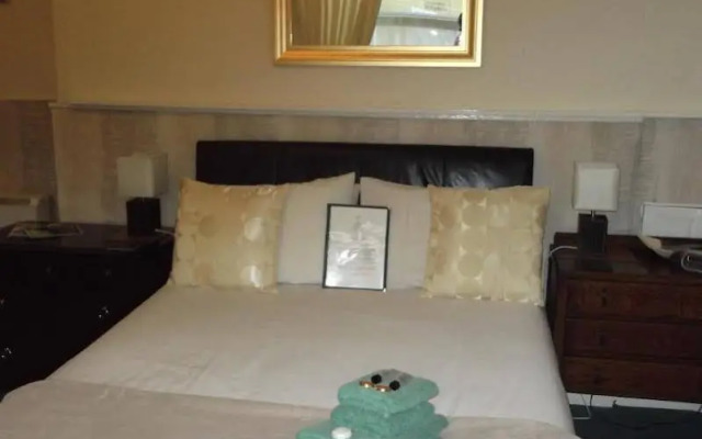 Wayfarer Guest House