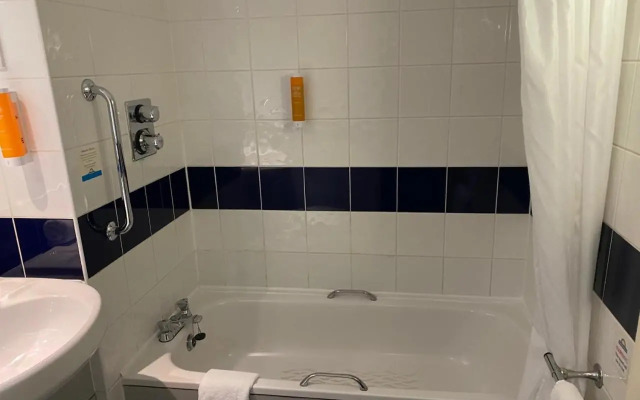 Days Inn Michaelwood M5