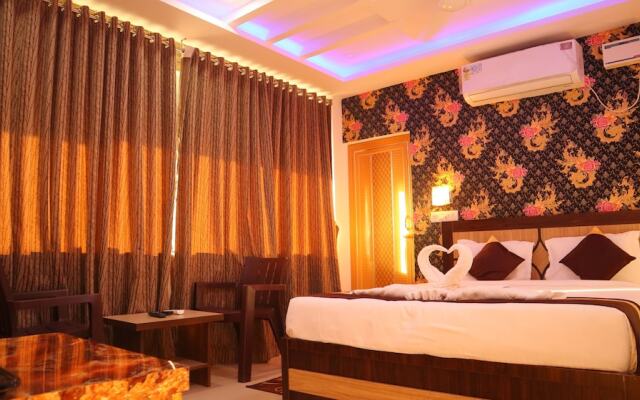Mahira Residency