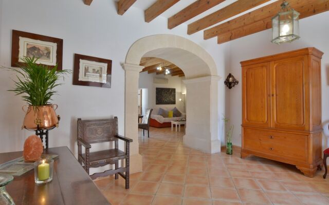 Mallorca Town House with pool