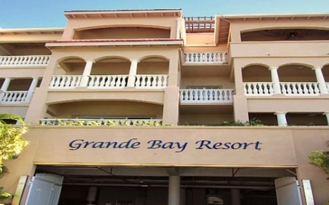 Grande Bay Resort