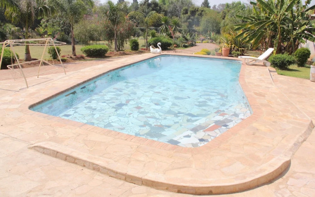 Borrowdale Ground Floor with Poolview