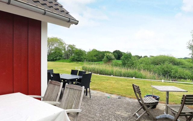 8 Person Holiday Home in Brenderup Fyn-by Traum