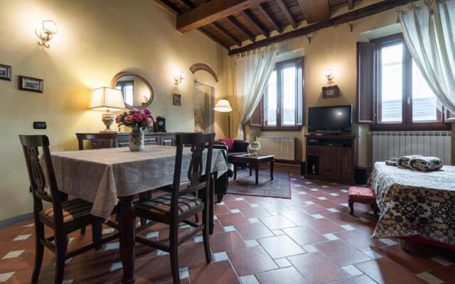 Cozy Apartment In Central Position