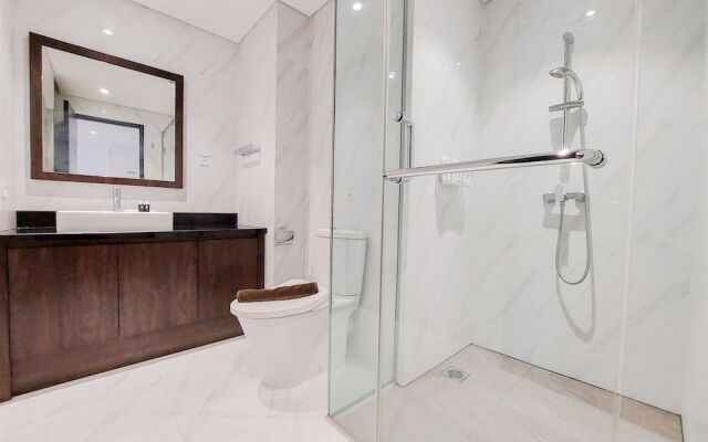 Homey And Tranquil 1Br Branz Bsd City Apartment