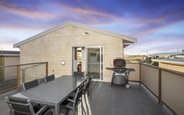 Tides Apartments