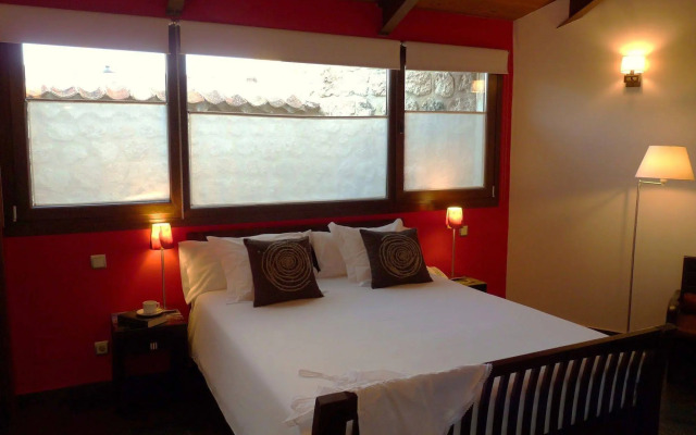 Boutique & Spa Capitulo Trece