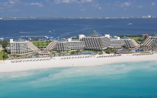 Royal Service at Paradisus Cancun