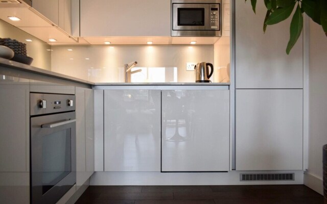 Stylish 1 Bedroom With Stunning City Views