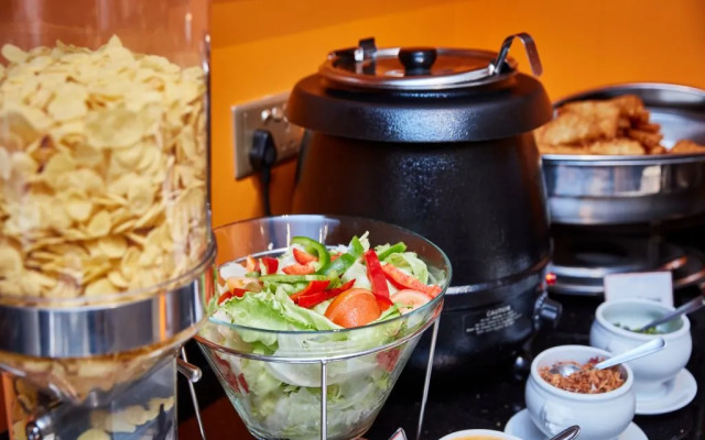 ibis budget Singapore Imperial