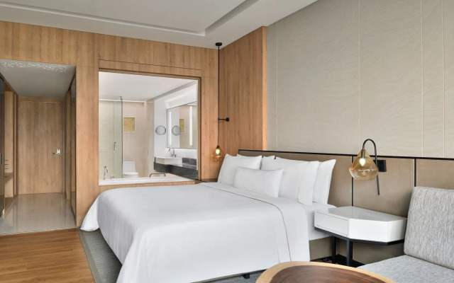 The Westin Mumbai Powai Lake