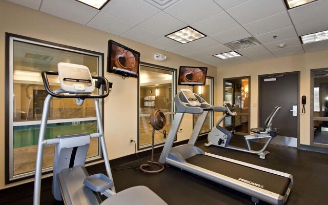 Holiday Inn Express Hotel & Suites Newton