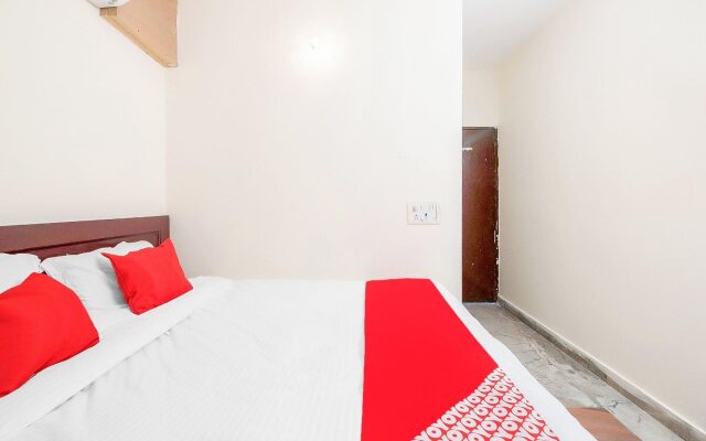 OYO Townhouse 380 Hotel Atithee Residency