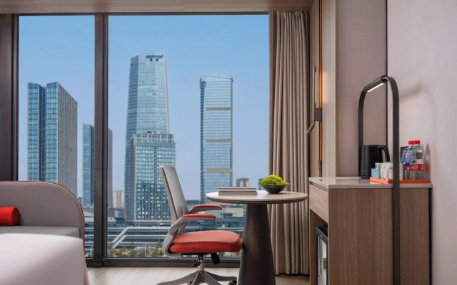 Holiday Inn Express Chongqing Central Park By Ihg