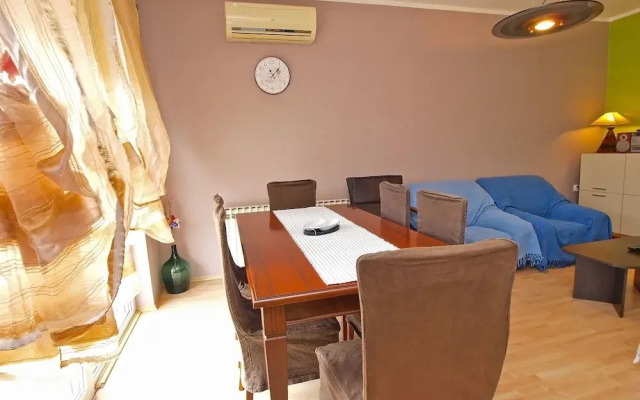 Apartment 1413