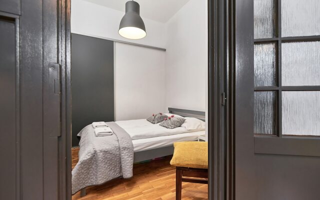 Old Town View Apartments by Renters