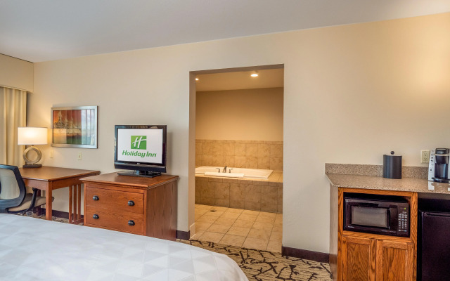 Holiday Inn Stevens Point - Convention Ctr by IHG