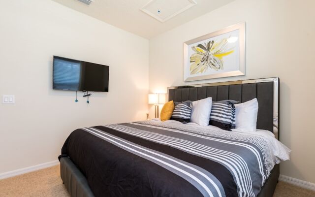 Windsor at Westside - 1639 Lima Avenue