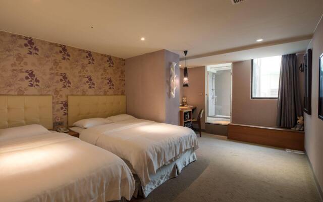 Urtrip Hotel