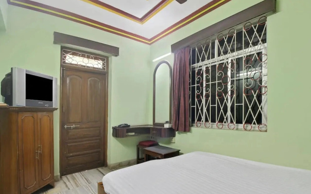 Hotel Saaj by OYO Rooms