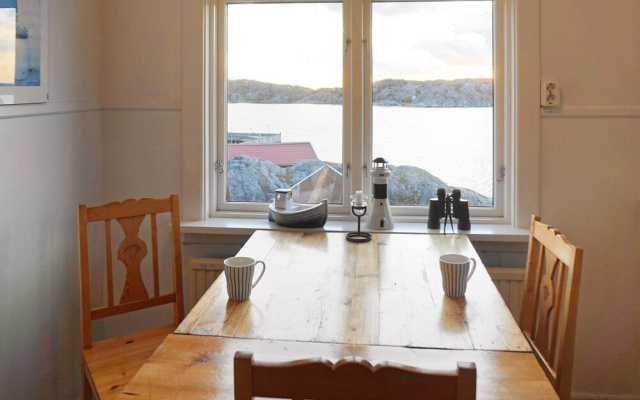 Panoramic Sea Views in Skarhamn-by Traum