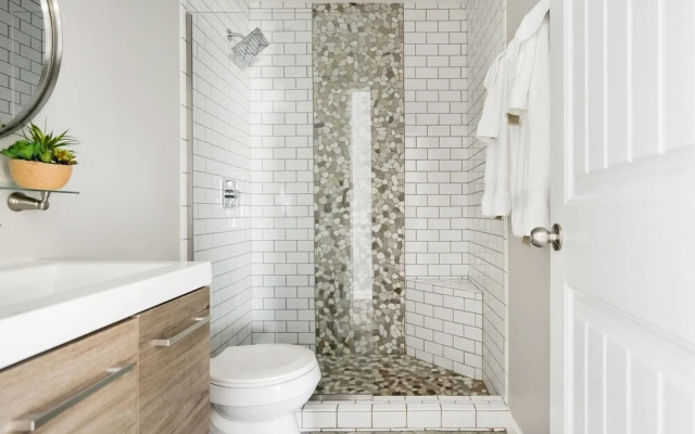 Spa-inspired Modern Oasis Near Downtown Nashville