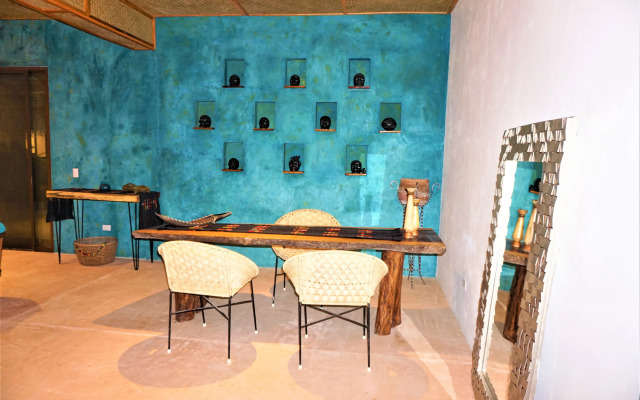 La Puerta Azul Beachfront - Adults Only