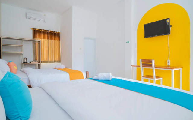 Sans Hotel Queen Batu