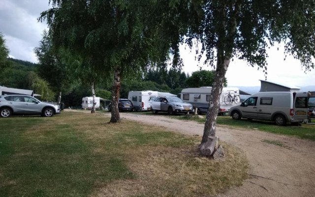 Camping Le Montbartoux