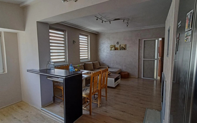 Nikolovi Home Apartments