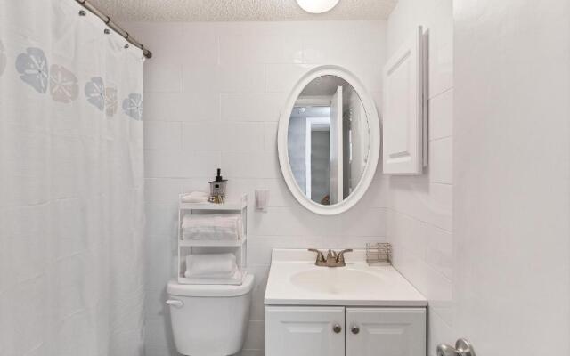 2 Bed 2 Bath Centrally Located