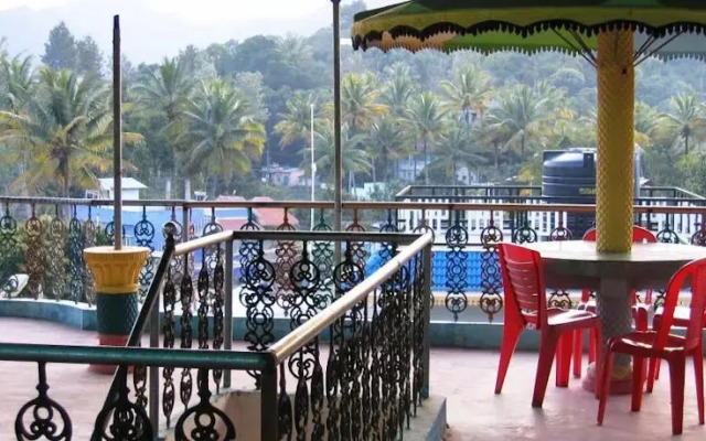 Colors Inn