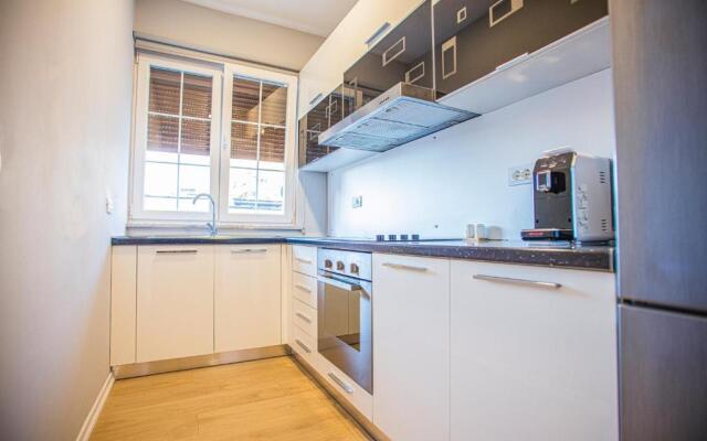 4 BR apartment & BBQ veranda