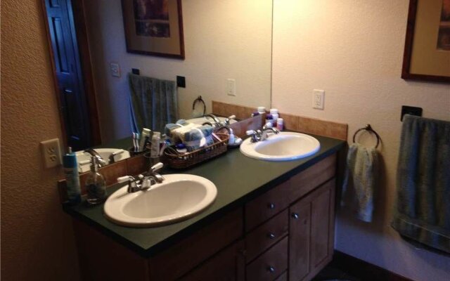 Kicking Horse Lodges