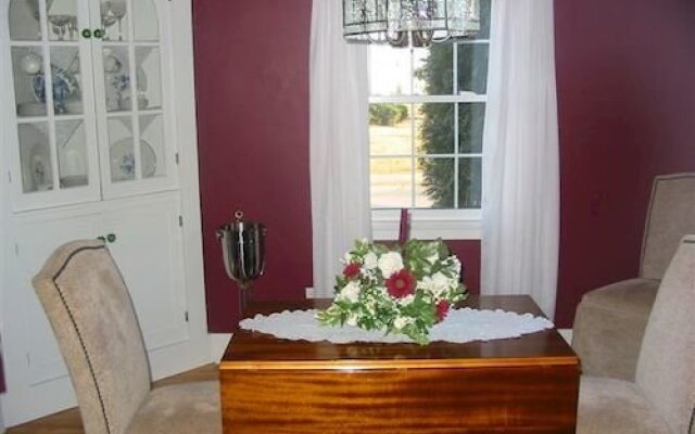 Eagles Landing Bed & Breakfast