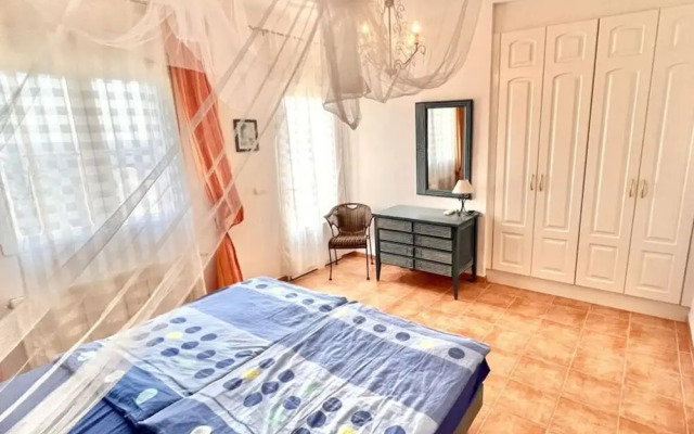 Villa Miraflores Comfortable Holiday Residence