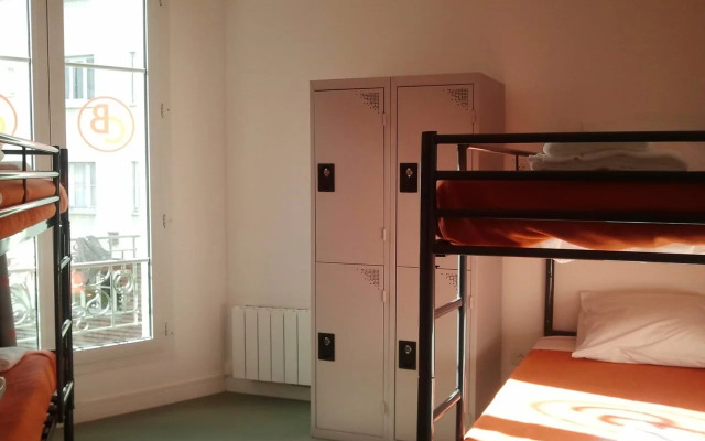 Beautiful Belleville Hostel & Hotel