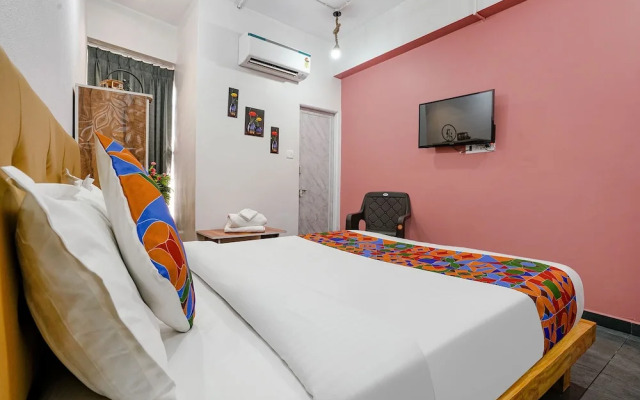 Hotel Skycity Premium AC Room in Surat