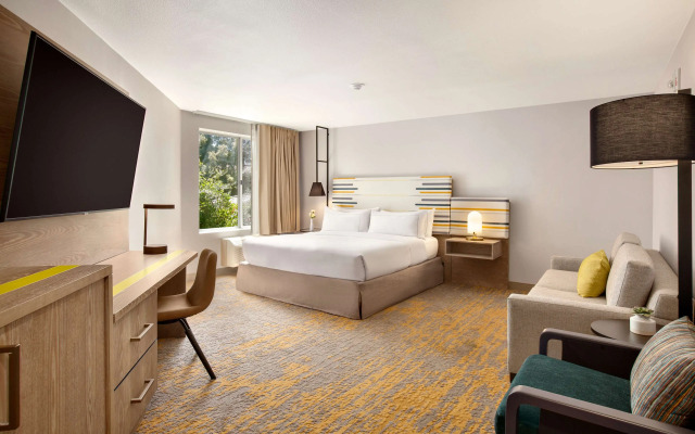 Doubletree by Hilton Campbell - Pruneyard Plaza