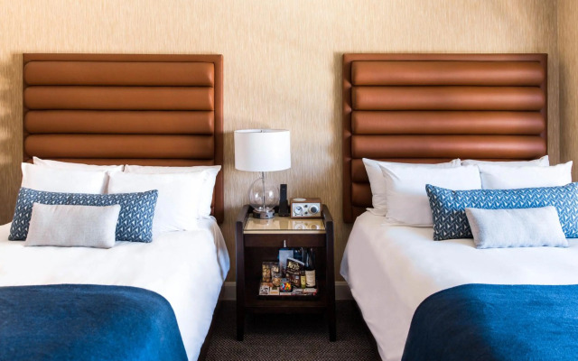 Dossier Hotel
