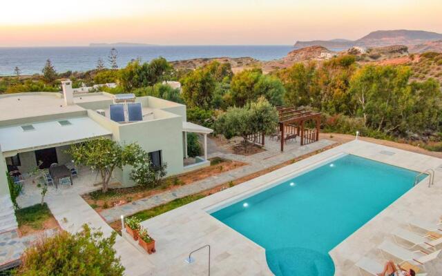 NEW - Villa Manika - 3BR 3BA Pool