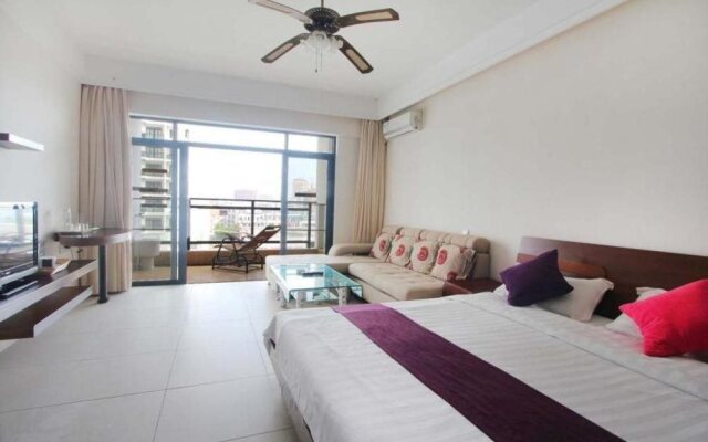 Golden Phoenix Apartment