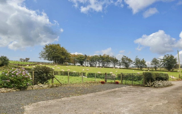 Shaws Hill Farmhouse