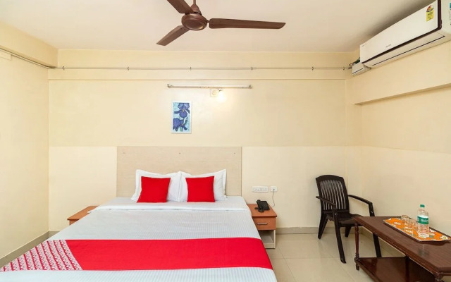 PVS Lodge By OYO Rooms