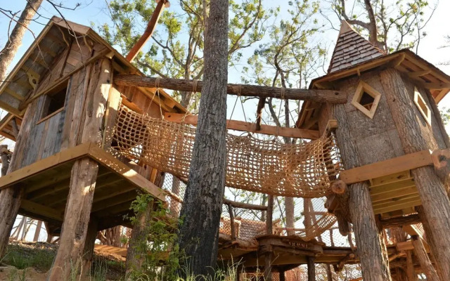 Whispering Pines 611
