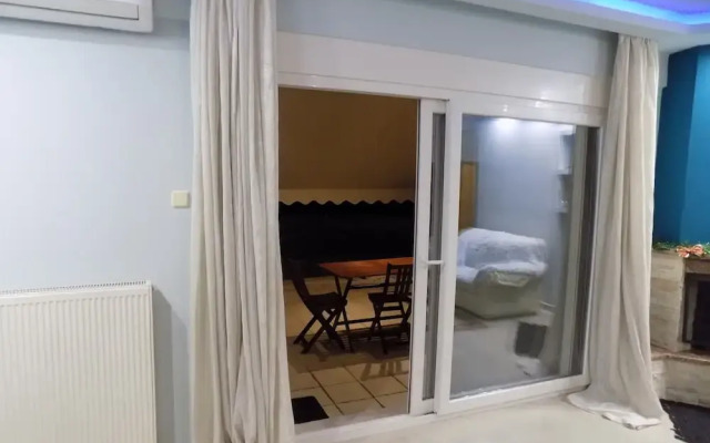 Natalys 2 Bd Gorgeous Apt in Volos