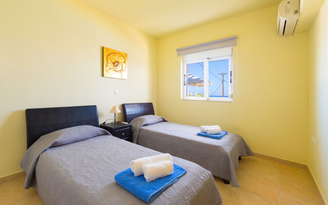 Athoniki Villas