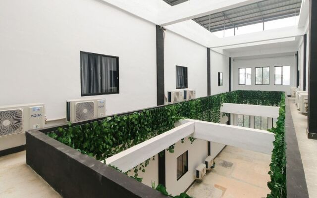Airy Panam HR Soebrantas KM 8.5 Pekanbaru